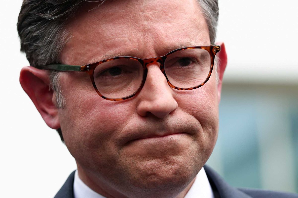 Republicans are 'making fools of themselves' facing existential threat: journalist