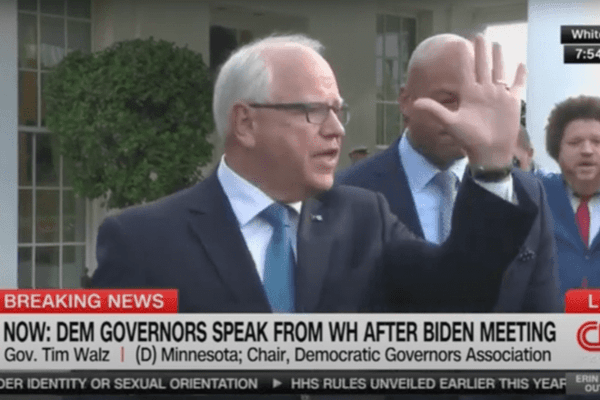 Watch: Shouting reporters grill Biden-backing governors after post-debate huddle