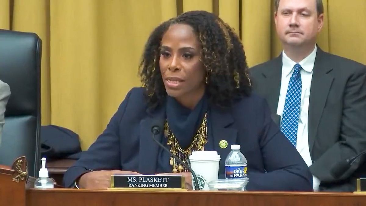 'He vaccinated all his children': House Democrat blows a hole in RFK Jr.’s anti-vax arguments