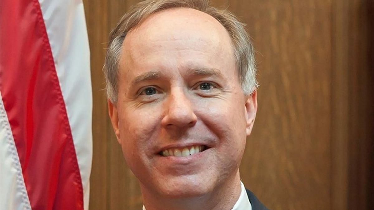 GOP’s targeting of minority scholarships signals new effort to thwart campus diversity: columnist