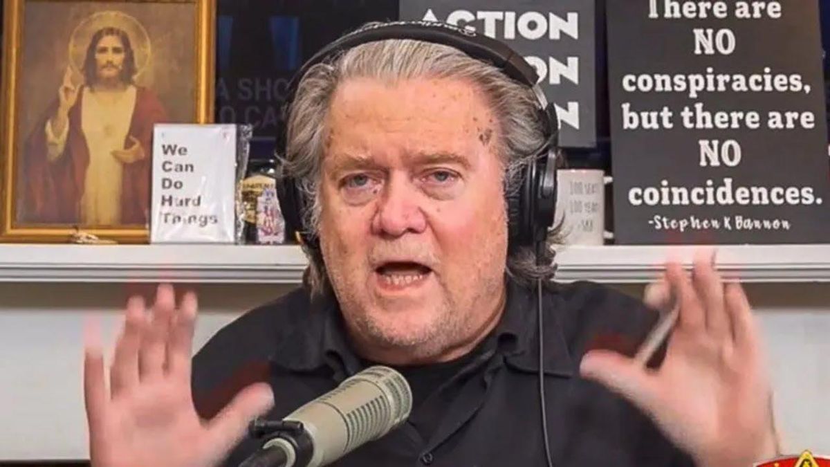 'Do the exact opposite!' Steve Bannon explodes at Trump for canceling Jan. 6 press conference