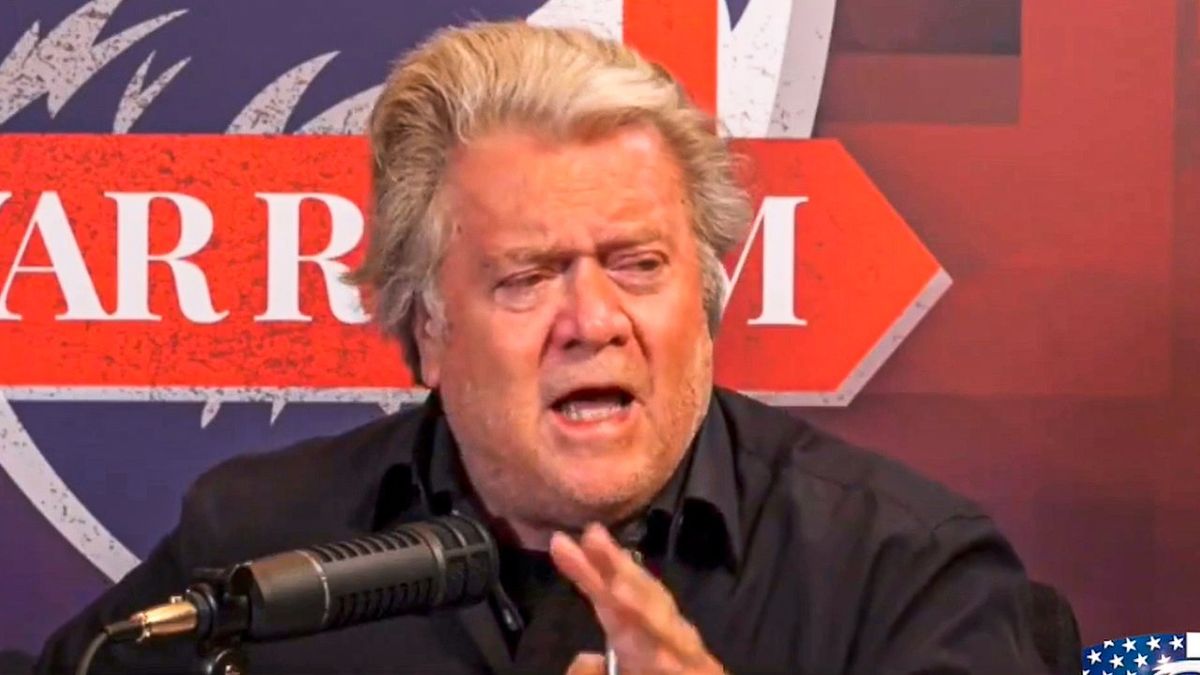'You're an idiot!' Steve Bannon loses cool at Sean Hannity for asking if Trump is dictator