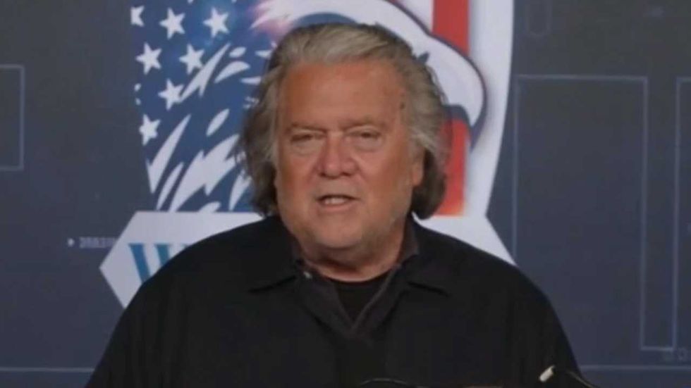 Steve Bannon blows up over Trump's new 'retreat' from Minneapolis: 'Confused strategy'