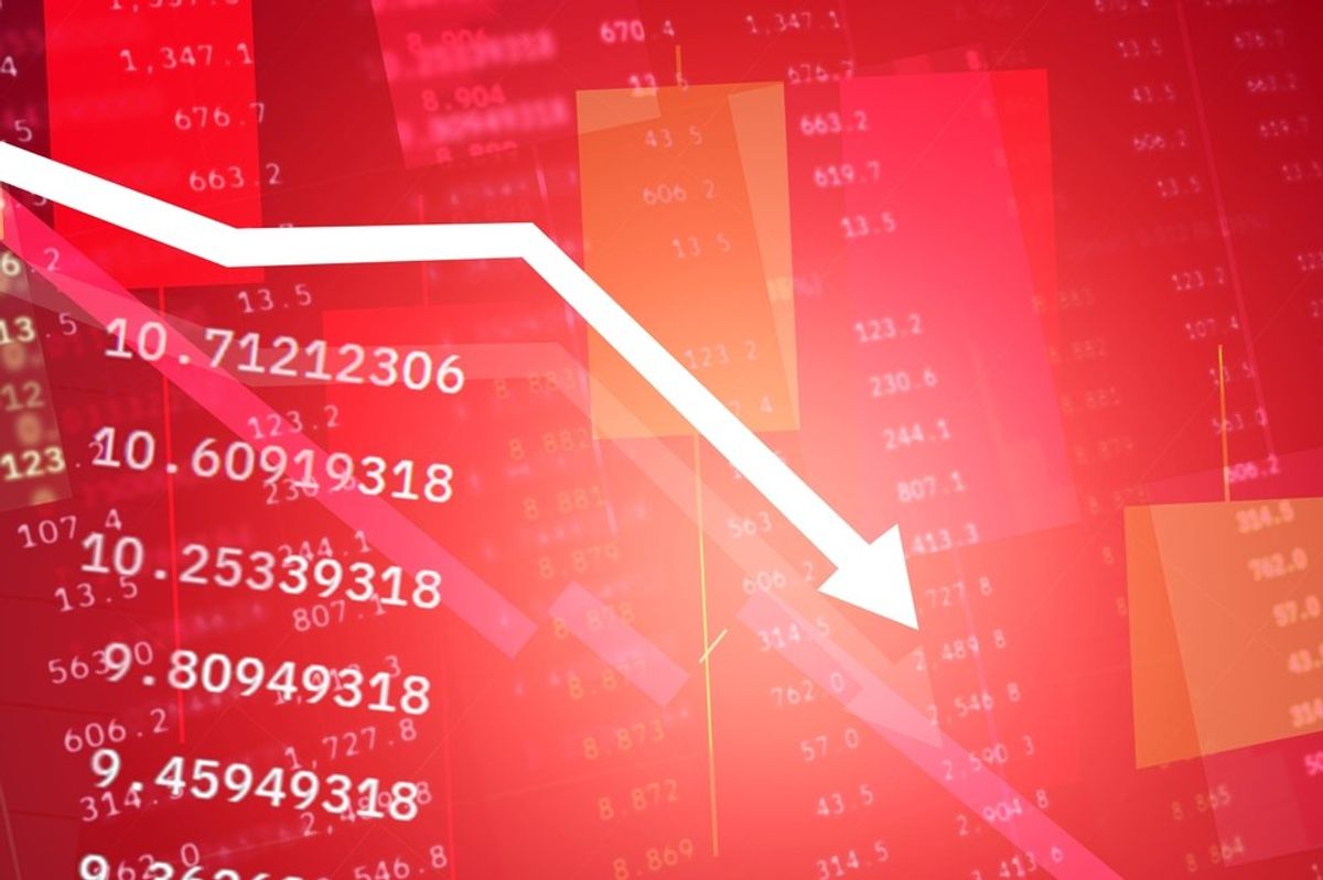 'This is a news network?' Ex-Trump adviser buried after blaming plummeting stocks on Biden