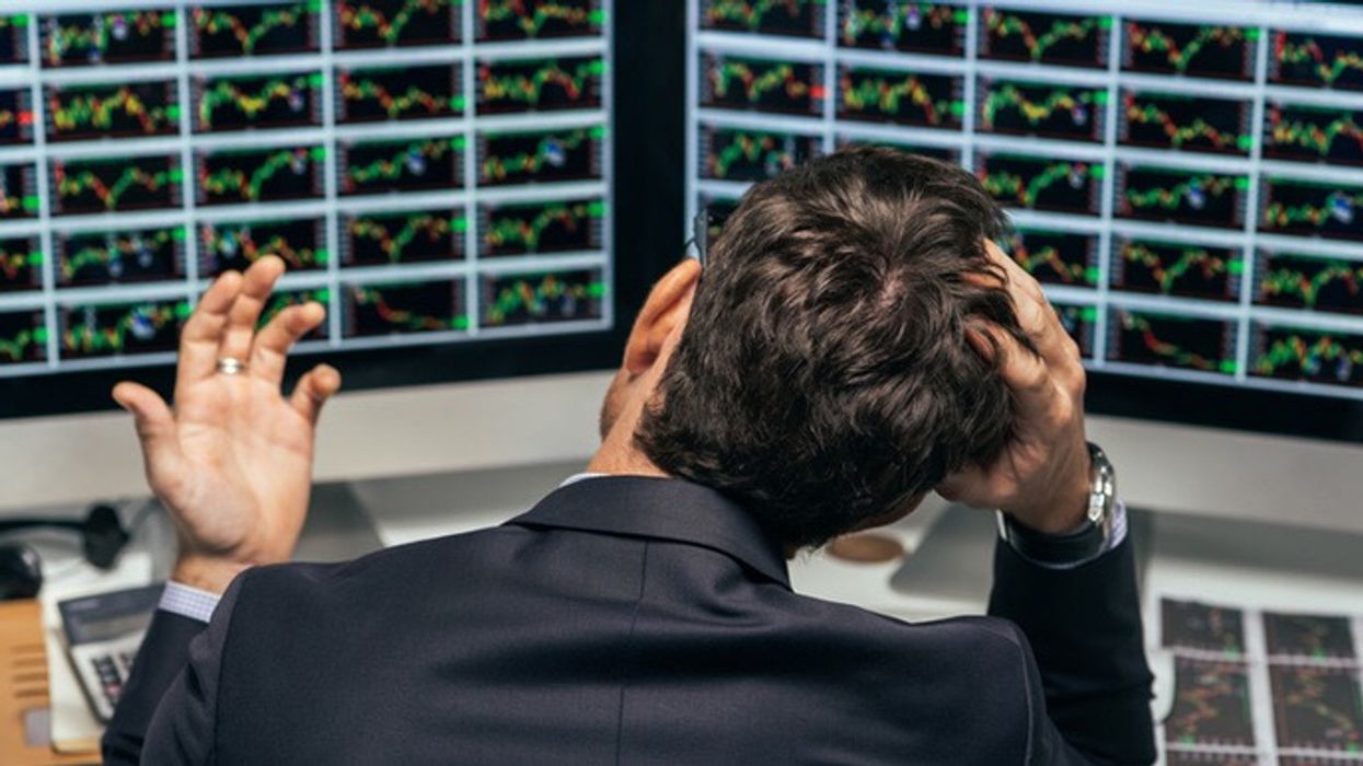 'It does confuse me': Fox News host checks pundit claiming stock market better under Trump