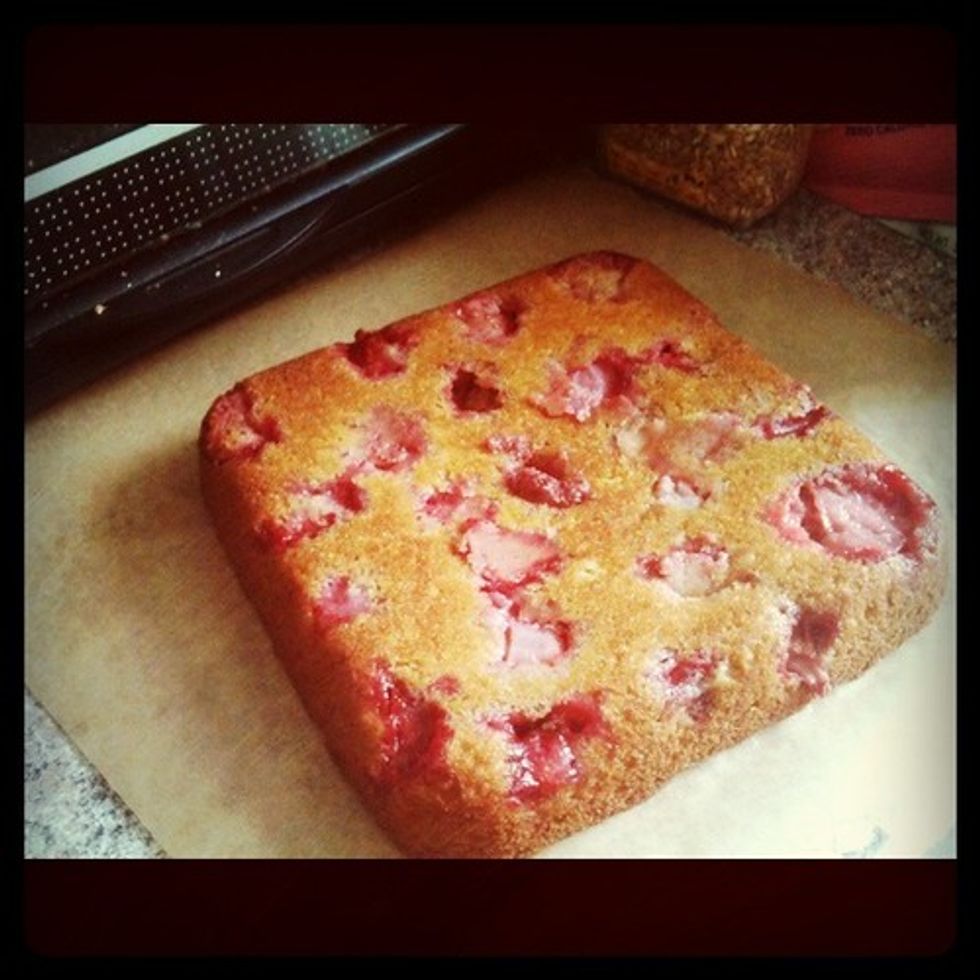 Strawberry buttermilk cake