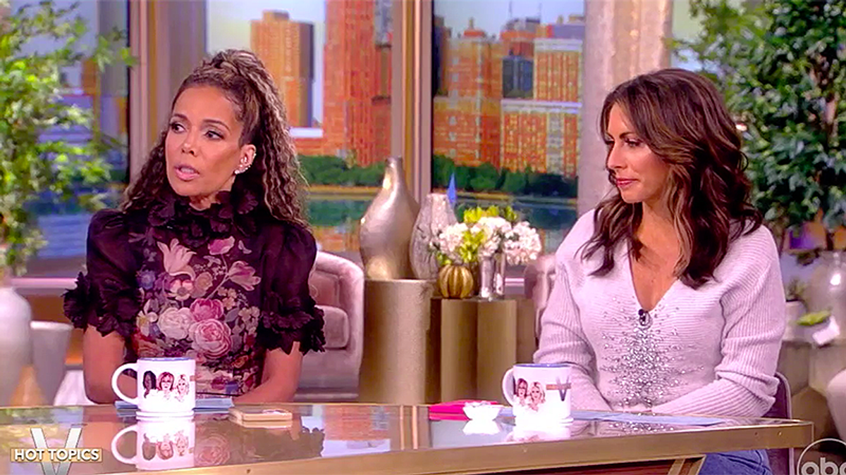 The View’s Alyssa gets booed by the audience after saying Haley and Pence ‘could be strong presidents’