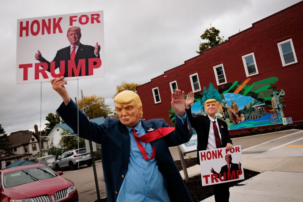 Trump ground game takes new hit as leaked video teaches canvassers how to fake door knocks