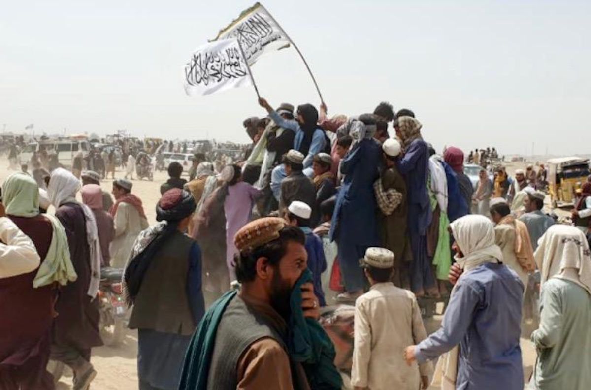 US to evacuate Afghan interpreters as Taliban seize border town