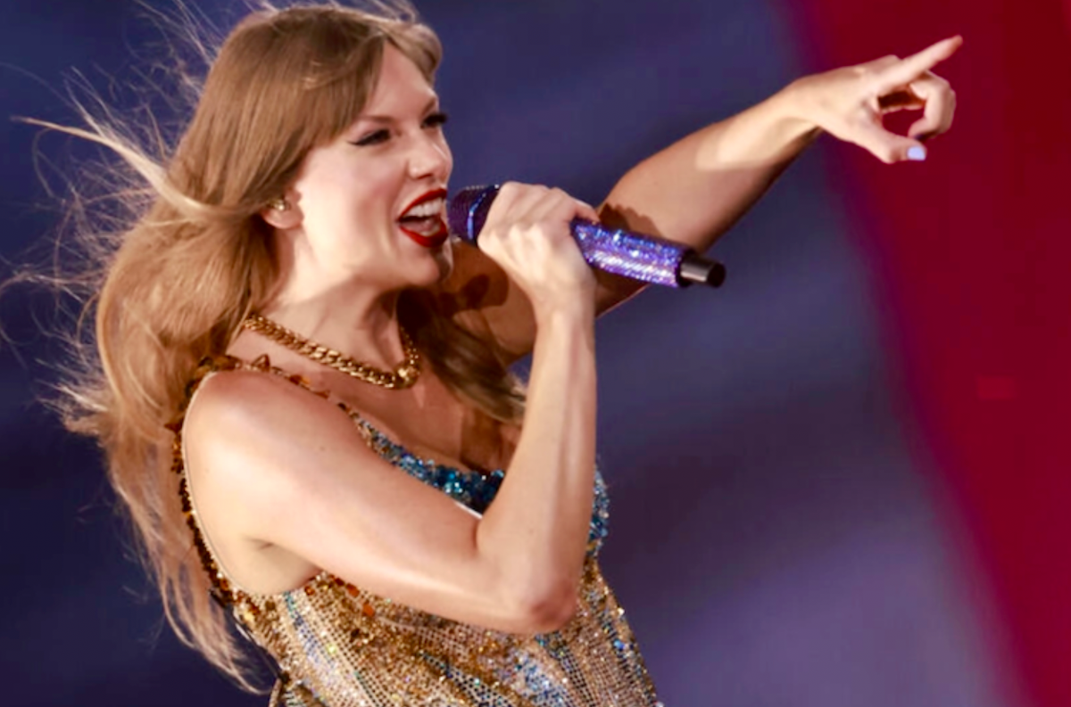 Taylor Swift announces film of massive 'Eras' tour