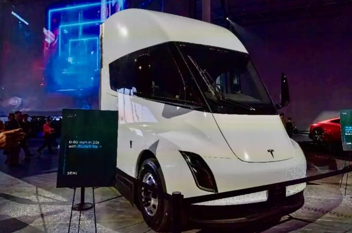 Tesla hoping electric 'Semi' will shake up heavy duty market/