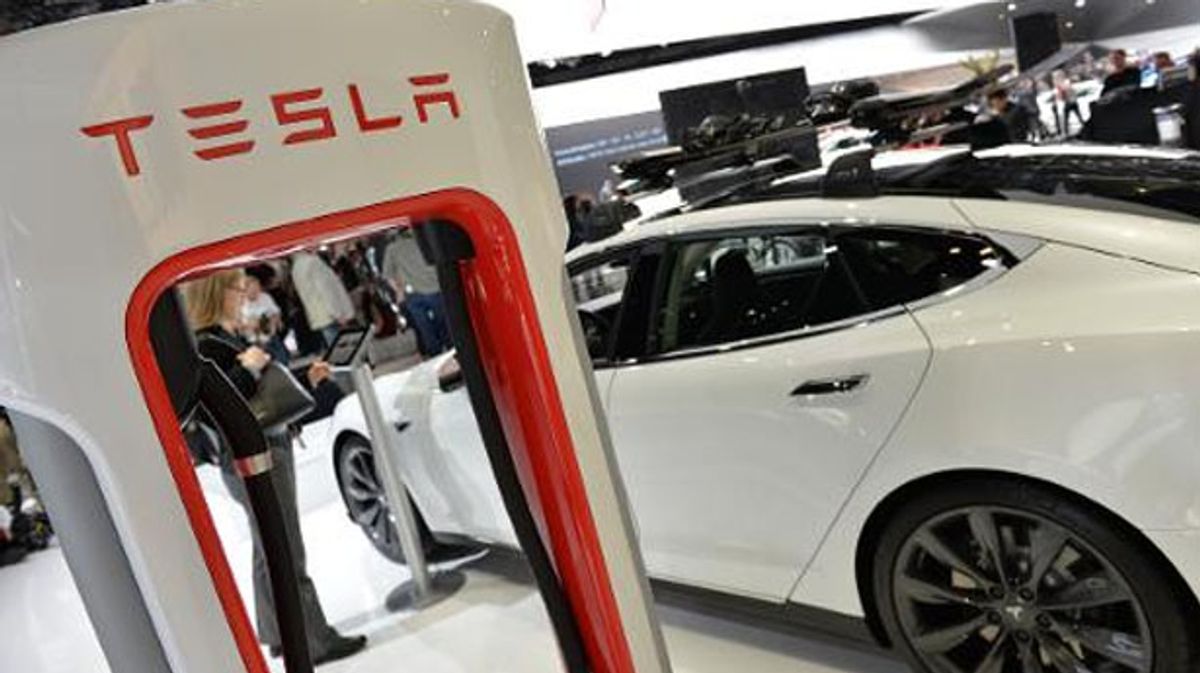 North Carolina Republican wants to ban electric vehicle charging stations unless they offer free gas