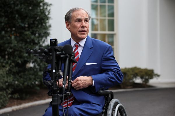 Self-described Jan. 6 rallygoer turns on Greg Abbott in new attack ad
