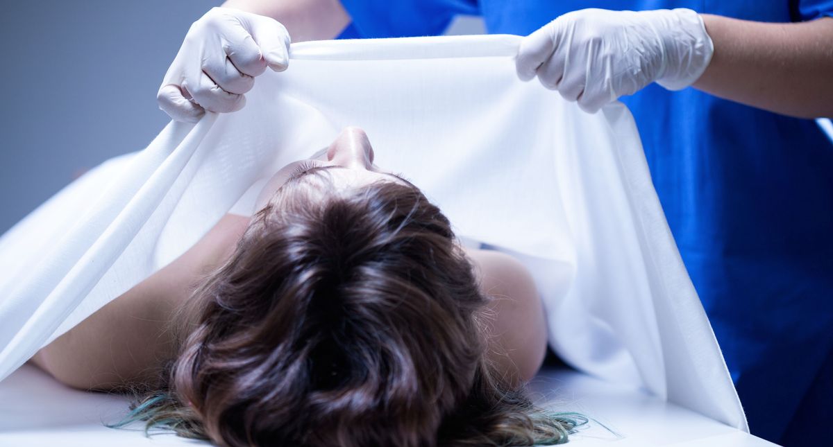 Iowa funeral home discovers Alzheimer's patient still alive in body bag