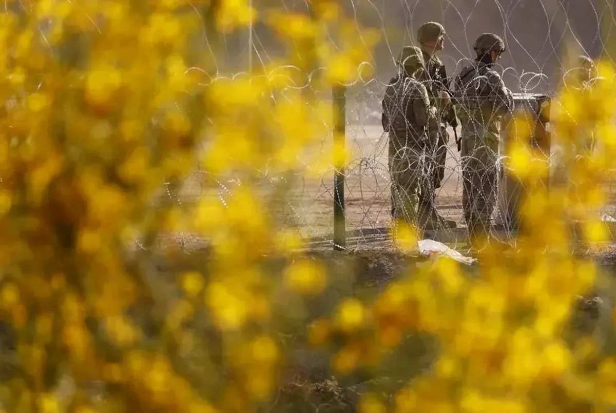 Texas National Guard ordered to make immigration arrests