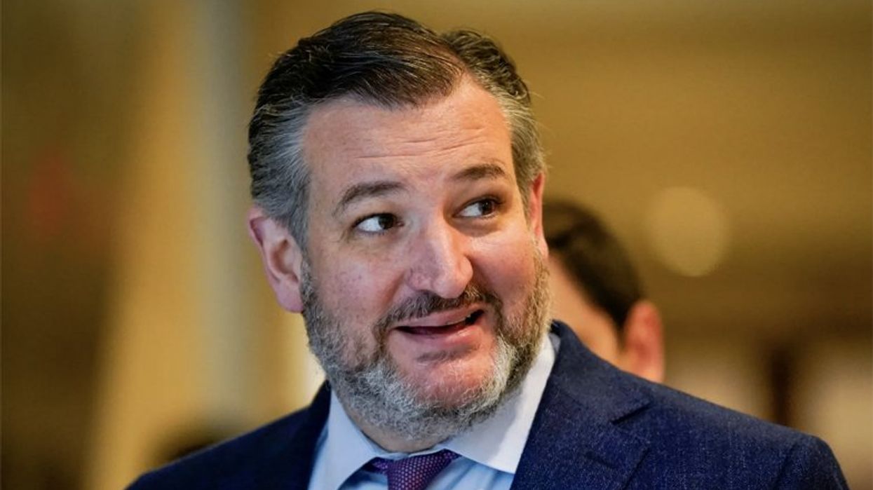 '20 kids dead and you take a vacation?' Cruz again caught on vacay amid disaster