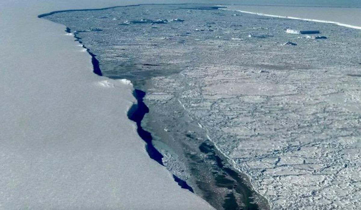 Monster iceberg released 'billions of tonnes' of fresh water into ocean