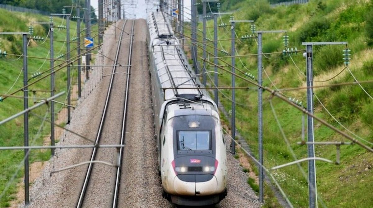 Fiber optic cables targeted in new infrastructure attack in France