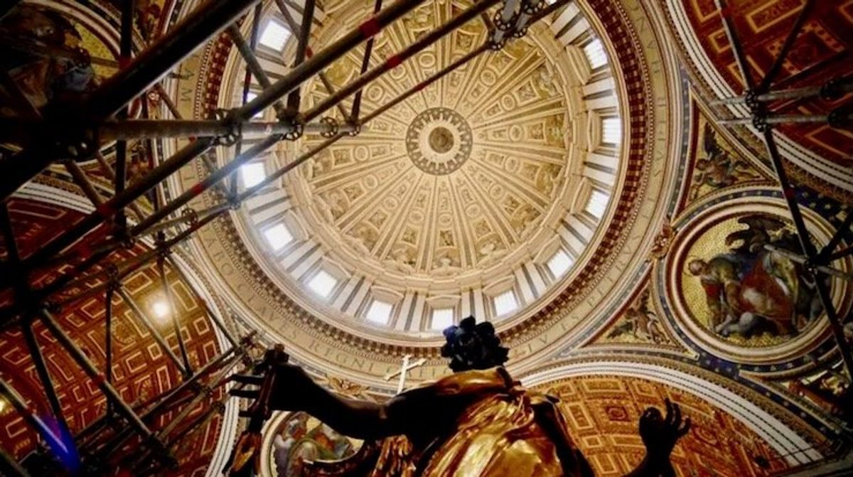 Gilded canopy restored at Vatican basilica