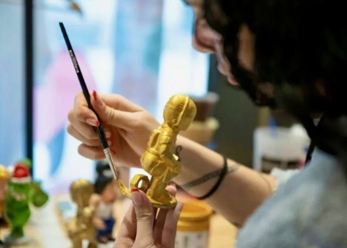 'Pooper' figures star in nativity scenes in Spain