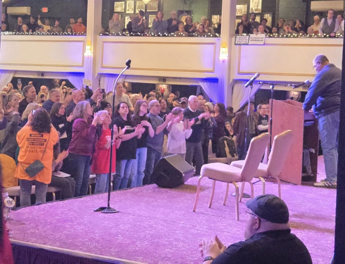 'You're not here!' 1.4K Ohioans jeer no-show senators at town hall