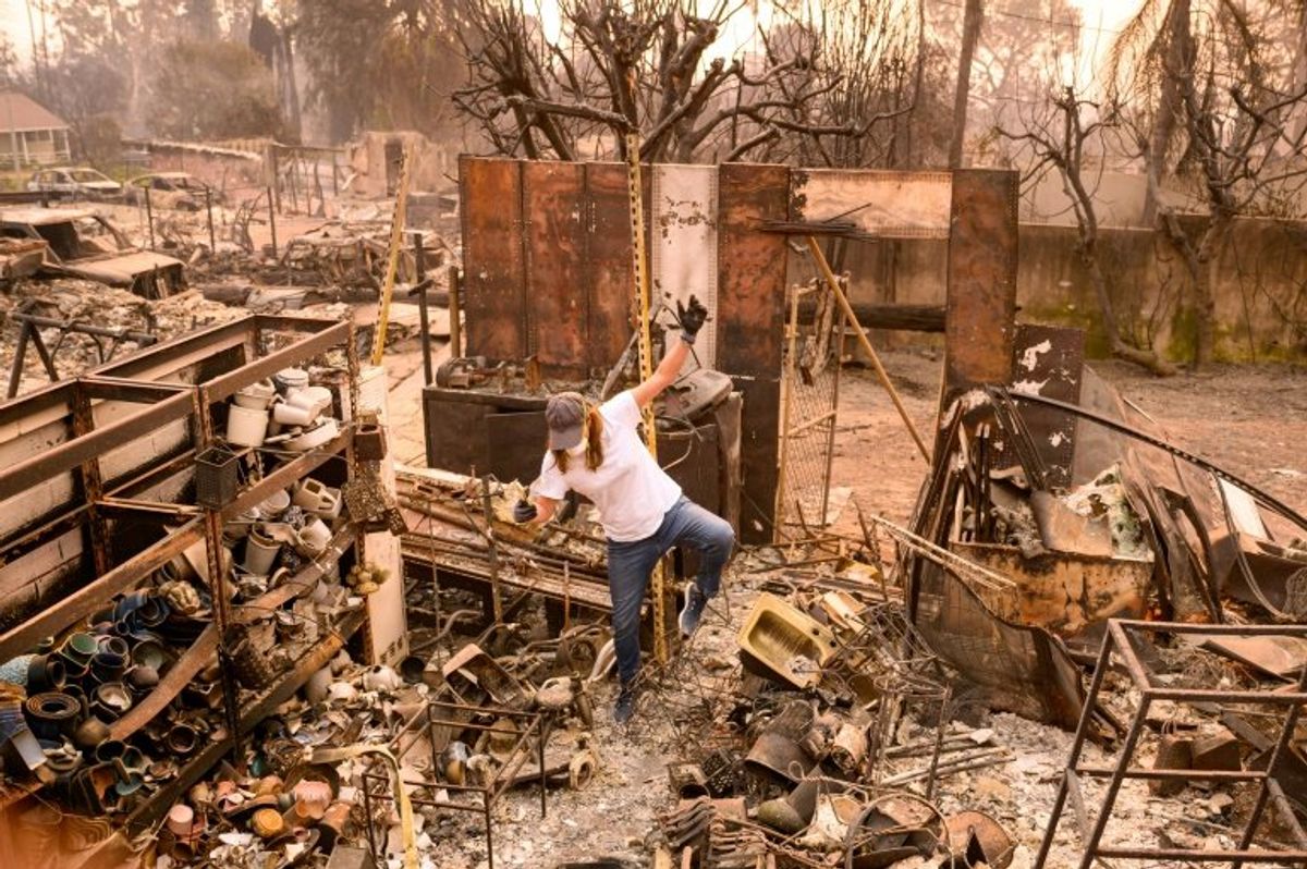 Altadena residents return home to survey 'apocalypse' after fire