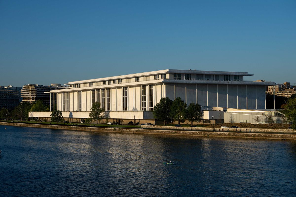 Trump makes wild Kennedy Center claim in under-the-wire filing: 'We have seen warnings'