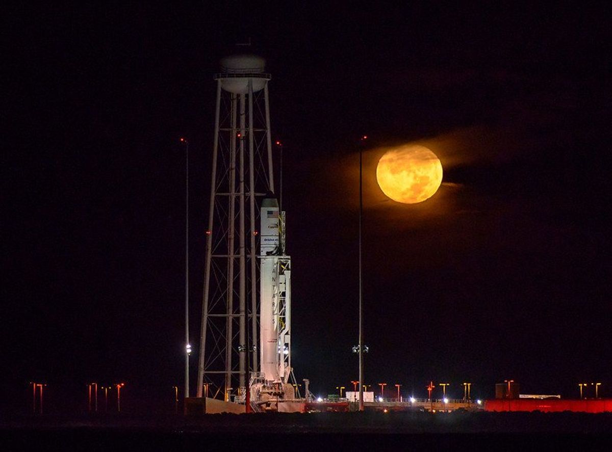 NASA pick is an 'extreme admirer' of Elon Musk — and money may soon flow to SpaceX: writer