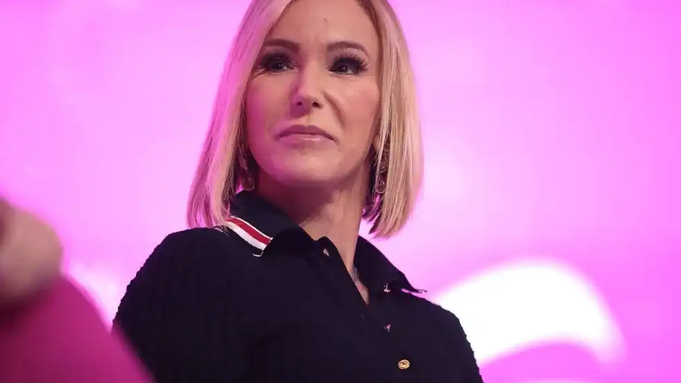 MAGA pastor vows to direct God to 'be an enemy to your enemies' for $1K