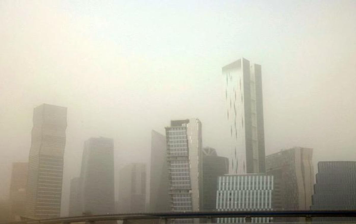 Sandstorm blankets Saudi capital in grey haze