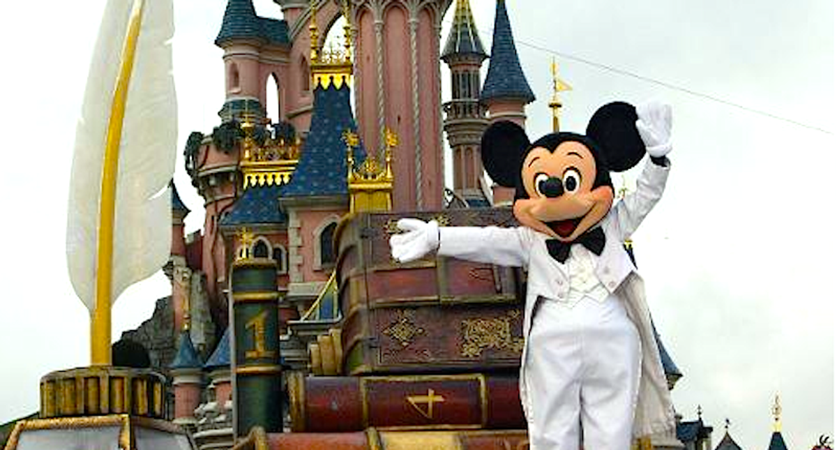 Disney announces new theme park