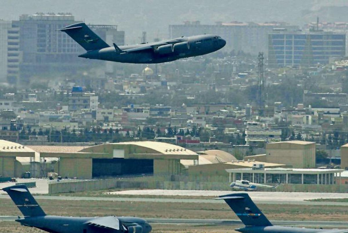 Core US diplomatic staff leave Kabul as withdrawal deadline looms