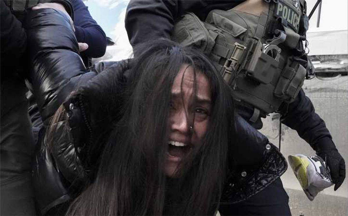 Secret 'use of force' ICE memo discovered by appalled legal expert