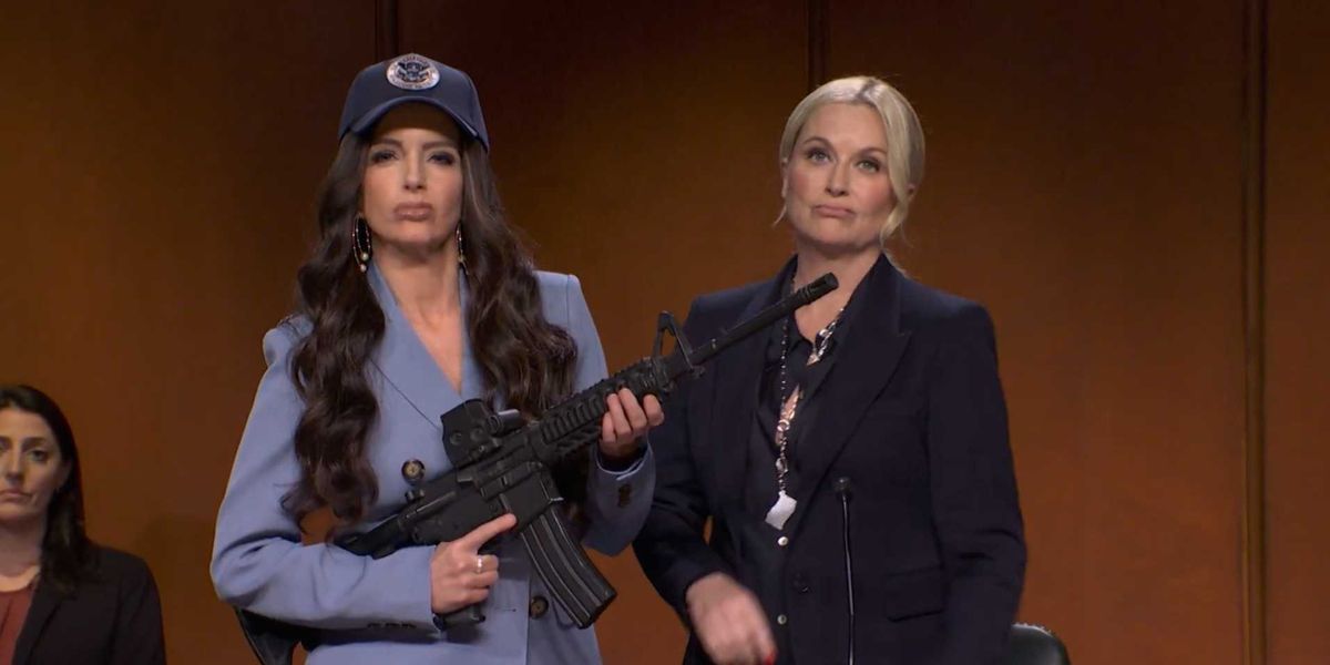 'Hold my gun': Tina Fey's Kristi Noem opens up SNL with 'Old Yeller' shutdown joke