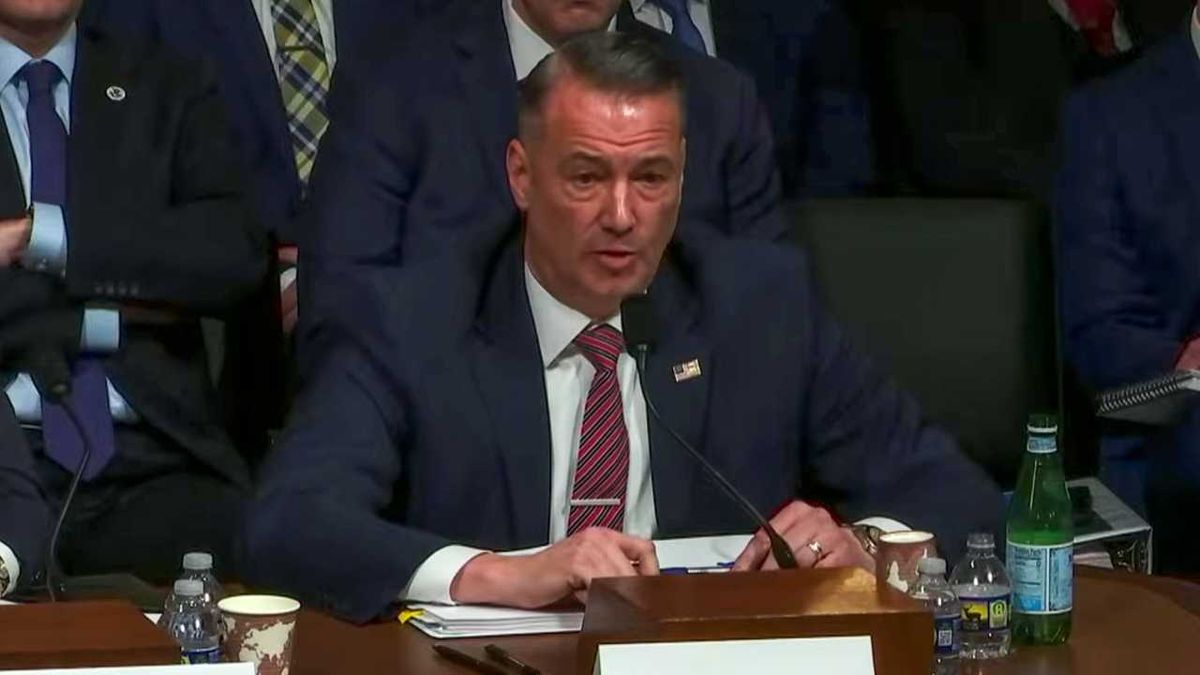 'No, sir, I won't': ICE director refuses to apologize for killings of citizens by agents