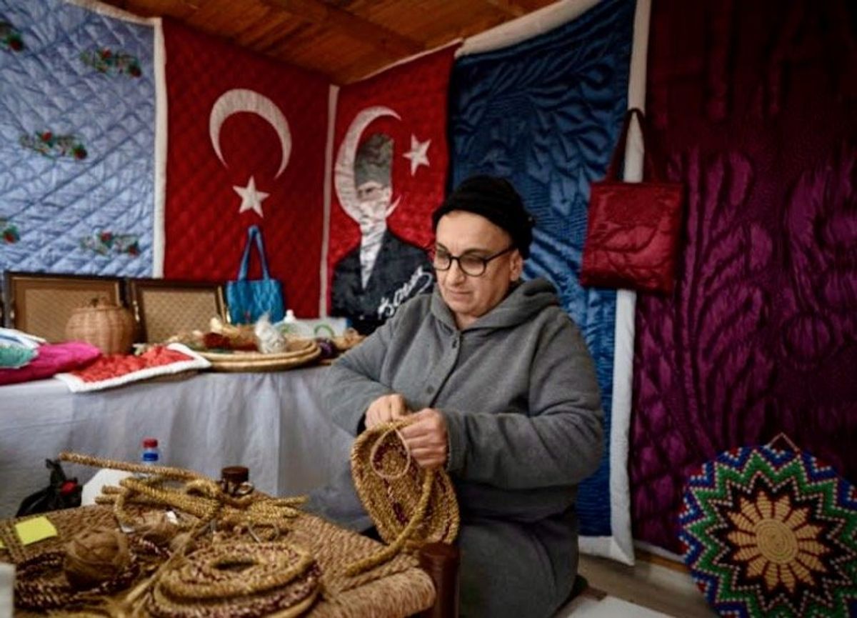 For quake survivors, art brings healing in Turkey's Antioch