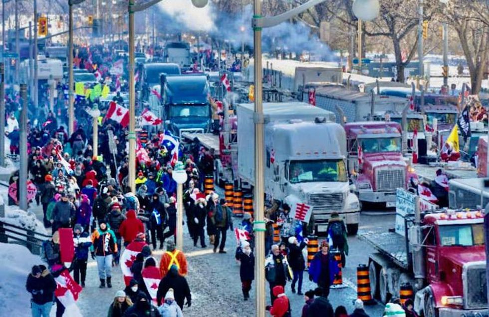 The same far-right influencers behind the effort to overturn the election are pushing for a convoy on DC