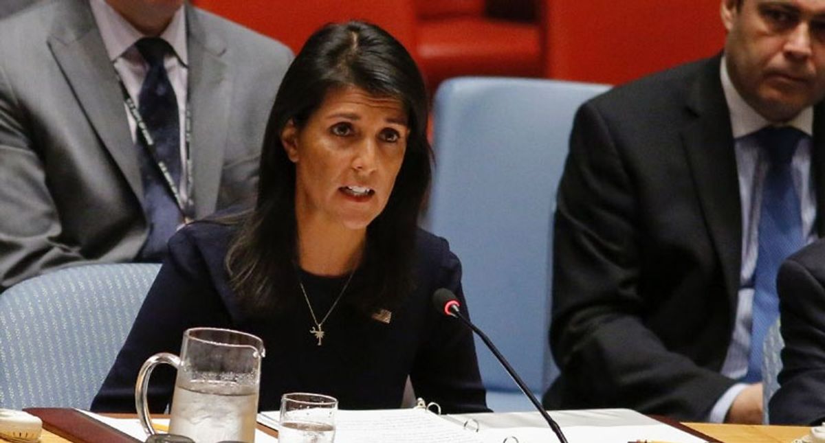 Former GOP strategist mocks Nikki Haley for messing up her own message: 'She’s trying to have it both ways'