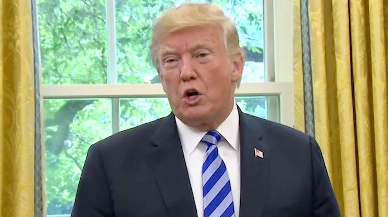 Trump told guests he wasn’t using same White House toilet as Obama: ‘You understand what I’m talking about’