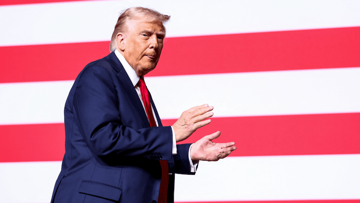 ‘That’s what kids do’: Ex-CIA chief hammers Trump over 'naive' oversight