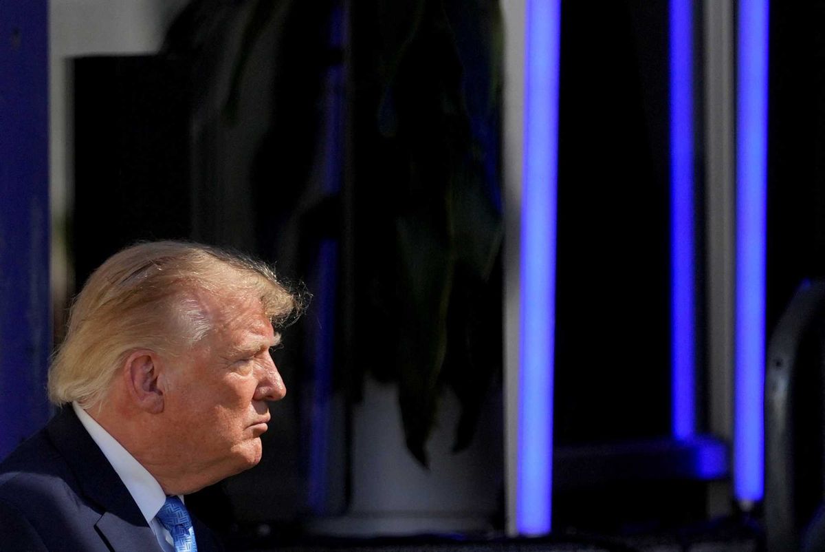 Trump insiders admit to panic legal moves because they're 'going to get creamed': report