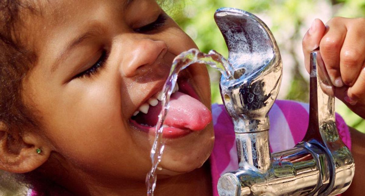 Geologists explain why the water you're drinking may be thousands of years old