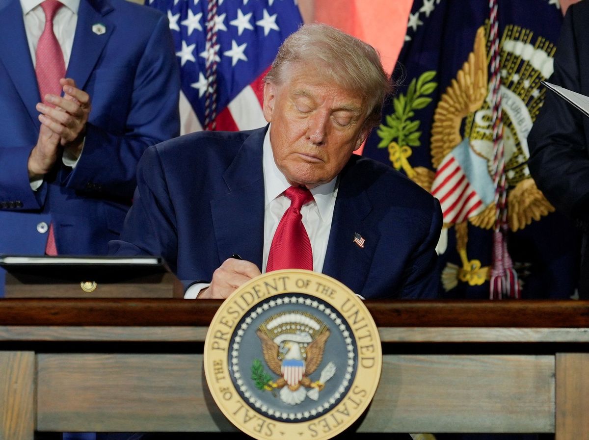 Trump's colossal botch has wrenched open an unbelievable opportunity