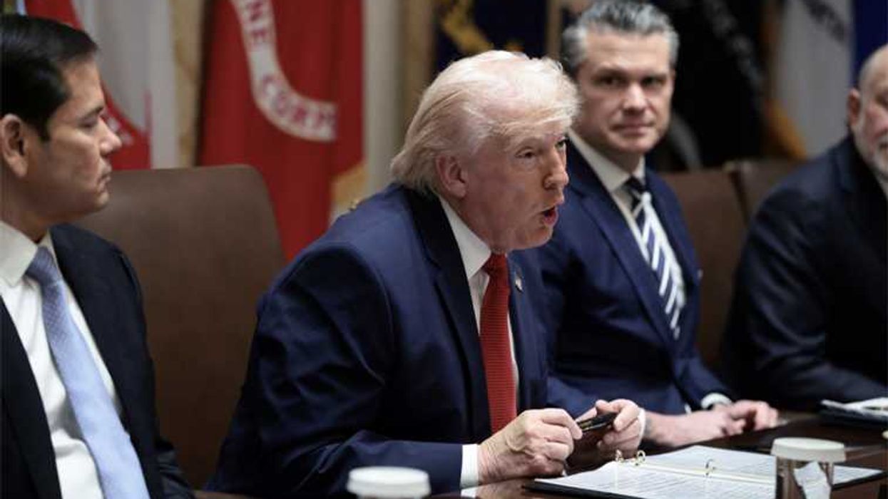 Ex-Trump advisor makes staggering prediction about Trump's latest threat to Iran