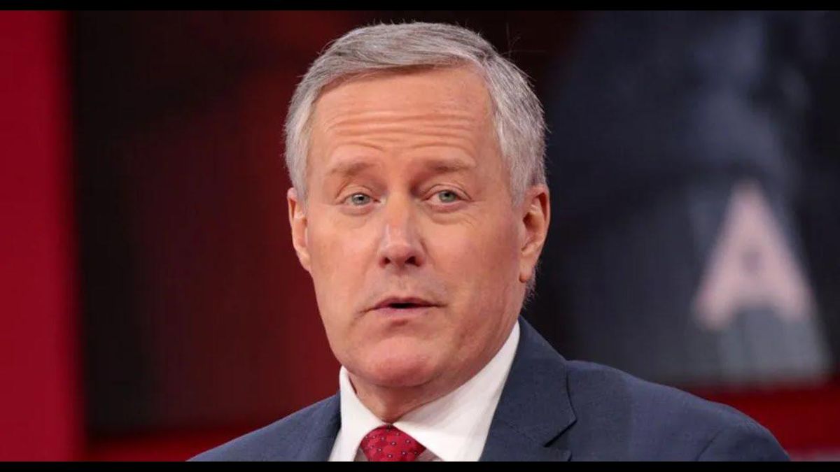 Trump's 'right-hand man' Mark Meadows is in a 'world of trouble': conservative