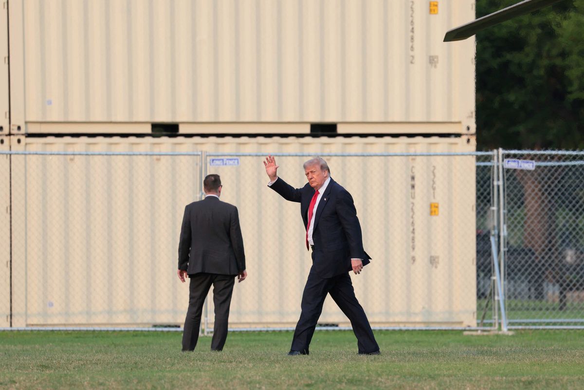'Does he care?' GOP tears its hair out as Trump vows random stump speech