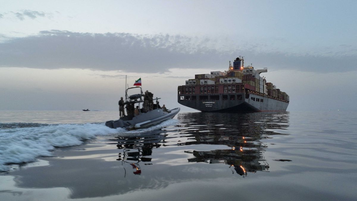 Up to 20K sailors trapped near Strait of Hormuz as Trump's war rages