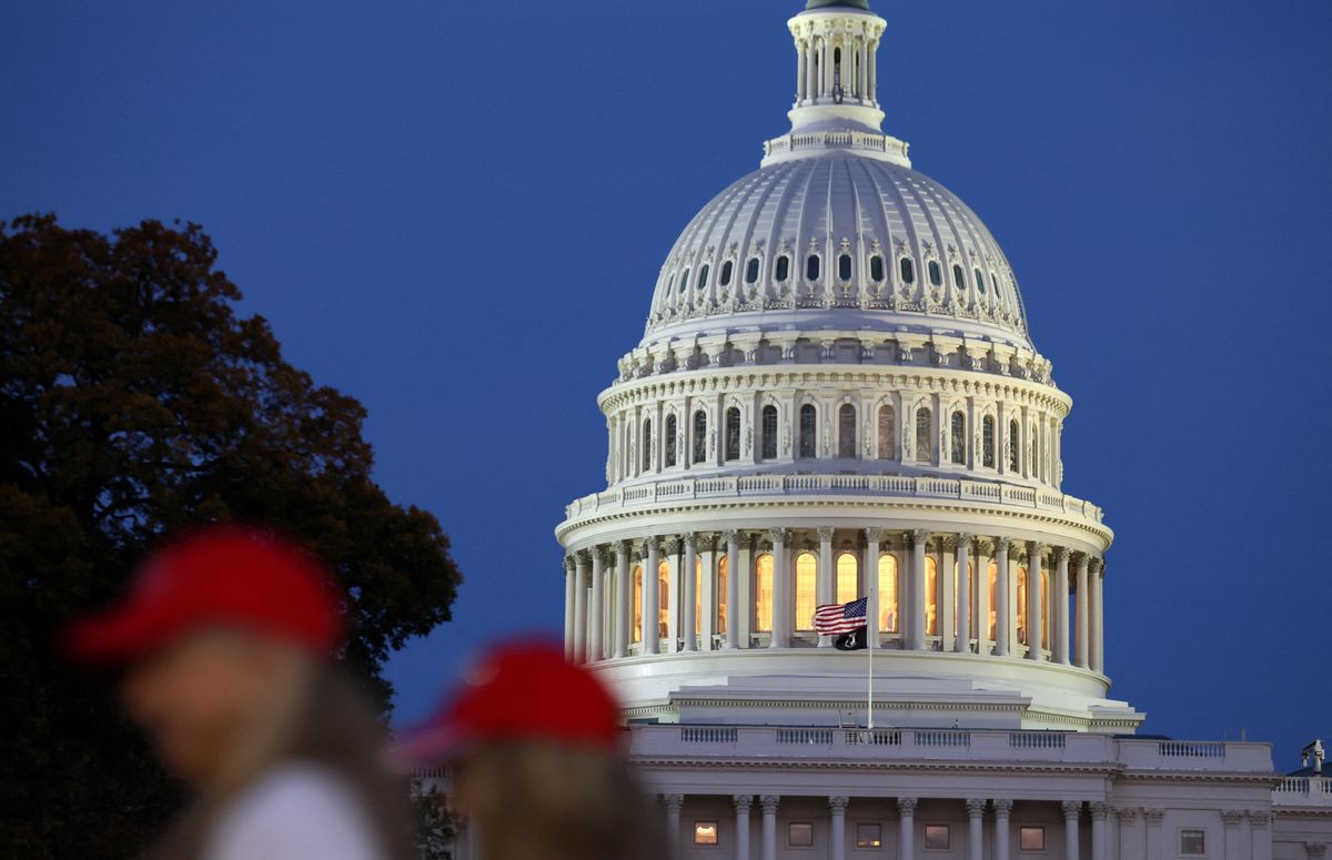New spending bill to avert government shutdown passes House
