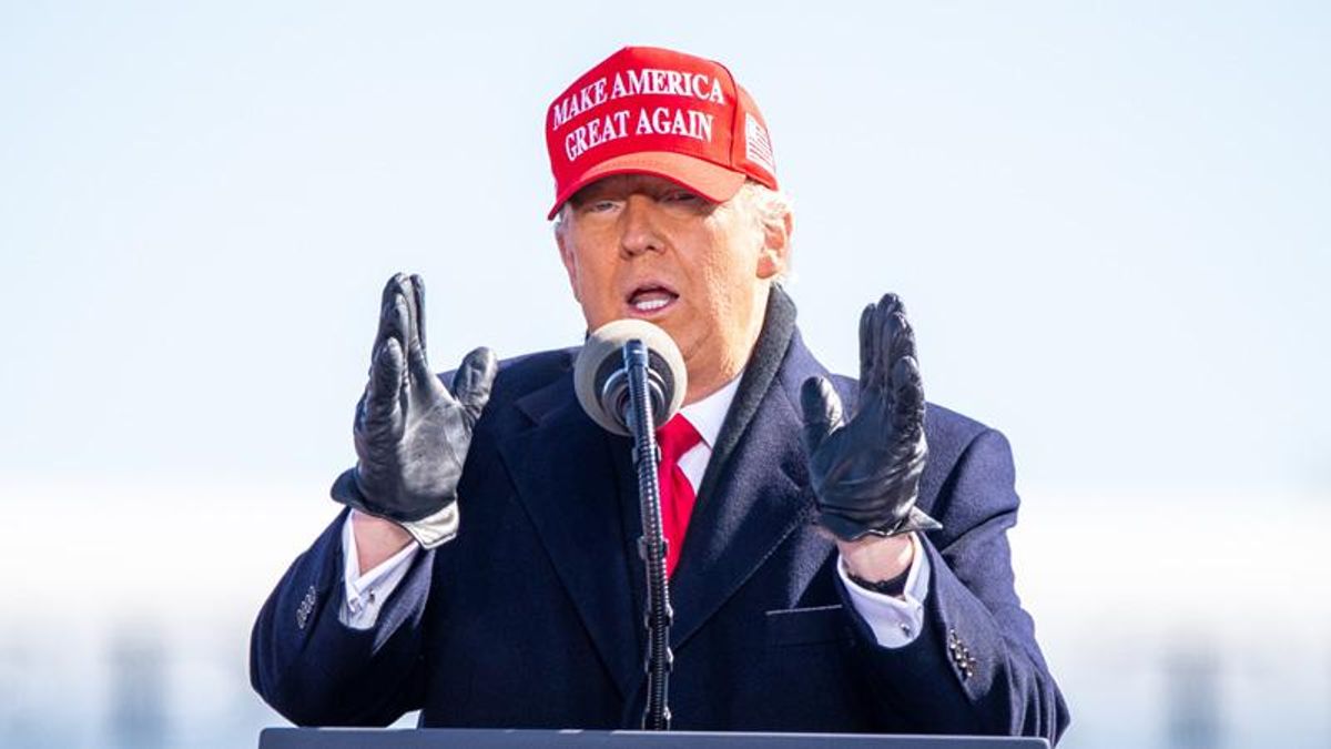Trump tries to blunt 'dementia' talk after confusing Nikki Haley with Nancy Pelosi