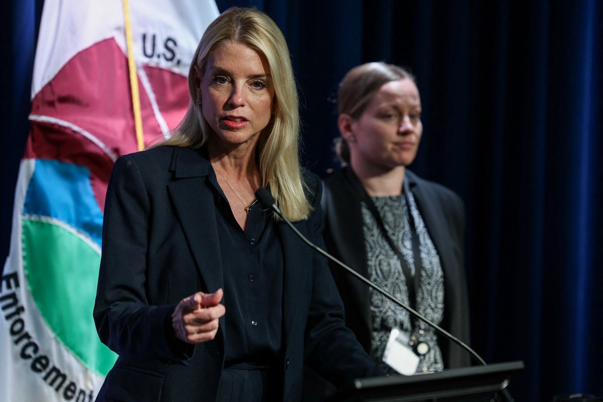 'Nothing about Epstein!' Pam Bondi loses it over reporter's question